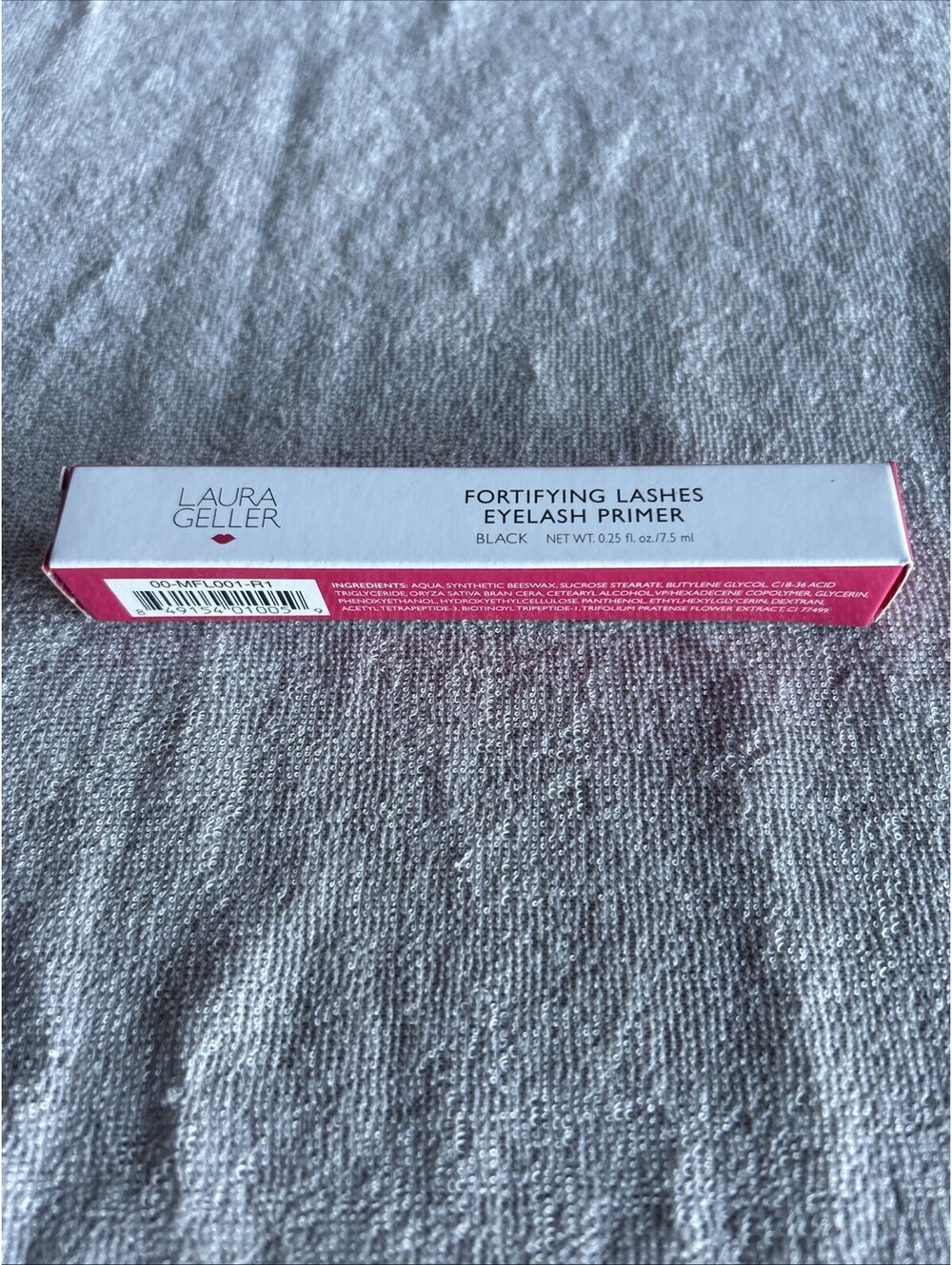 Laura Geller Love Your Body Volumizing Mascara Black .29 oz/ 8.5 ml